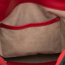 將圖片載入圖庫檢視器 LOEKA Lia 黑色簡約都會皮帶造型迷你水桶包