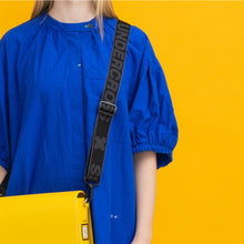 將圖片載入圖庫檢視器 UNDERCROSS Signature 百搭肩背帶 (3色)