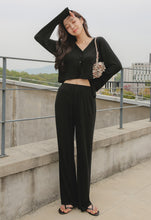 將圖片載入圖庫檢視器 CONCHWEAR 甜美短版鈕扣罩衫寬褲套裝 2色