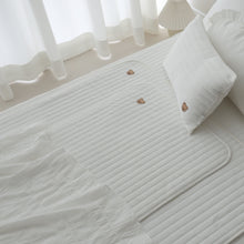 將圖片載入圖庫檢視器 CHEZ-BEBE 可愛動物涼感保潔墊 2款