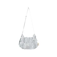 將圖片載入圖庫檢視器 MARHEN.J Popcorn Swing 個性街頭爆米花銀色側背包 (薛仁雅同款)