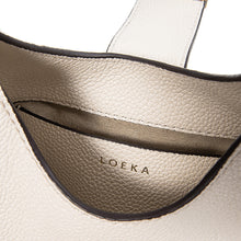 將圖片載入圖庫檢視器 LOEKA Gota S 都會知性白色迷你馬鞍肩背包