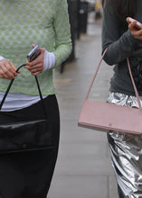 將圖片載入圖庫檢視器 KWANI Sleek Diane 都會優雅法棍包 (3色)