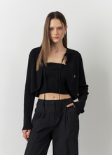 將圖片載入圖庫檢視器 CITYBREEZE 質感翻領針織罩衫 (2色可選_黑色/奶油色)