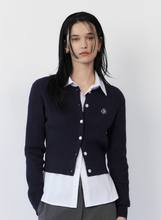 將圖片載入圖庫檢視器 CITYBREEZE 經典LOGO刺繡麻花針織上衣 (6色可選_奶油色/薄荷綠/深藍色/天空藍/黃色/灰色)