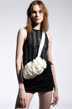 將圖片載入圖庫檢視器 MARHEN.J Popcorn Swing Mini 個性街頭爆米花奶油白側背包