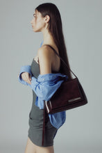 將圖片載入圖庫檢視器 MARHEN.J Elly 簡約都會棕色皮革肩背包