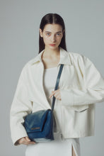 將圖片載入圖庫檢視器 MARHEN.J Elly 簡約都會藍色皮革肩背包