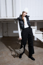 將圖片載入圖庫檢視器 MARHEN.J Plie 灰色蝴蝶結抓皺半月包