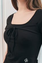 將圖片載入圖庫檢視器 CITYBREEZE 方領綁帶短袖上衣 (2色可選_粉色/黑色)