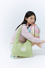 將圖片載入圖庫檢視器 MARHEN.J Dewy 環保尼龍半月肩背包 (2色)