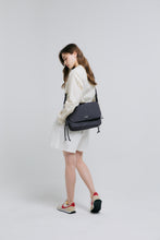 將圖片載入圖庫檢視器 MARHEN.J PPIPPI 褶皺蝴蝶結兩用郵差包 (3色)