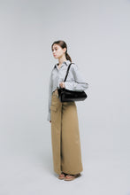 將圖片載入圖庫檢視器 MARHEN.J JERRY 皮帶造型肩背包 (3色)