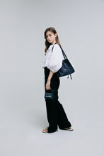 將圖片載入圖庫檢視器 MARHEN.J JEANS 蝴蝶結帆布牛仔托特包 (3色)