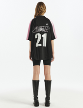 將圖片載入圖庫檢視器 FALLETT Sport Club 足球黑粉撞色短袖T恤