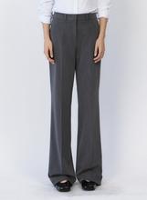 將圖片載入圖庫檢視器 CITYBREEZE 防皺西裝喇叭褲 (2色可選_黑色/炭灰色)