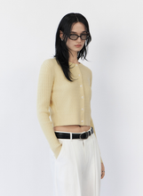 將圖片載入圖庫檢視器 CITYBREEZE 經典LOGO刺繡麻花針織上衣 (6色可選_奶油色/薄荷綠/深藍色/天空藍/黃色/灰色)