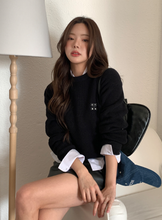 將圖片載入圖庫檢視器 CITYBREEZE LOGO燙布貼八字針織毛衣 (7色可選_象牙白/卡其色/淺綠色/天空藍/灰色/深藍色/黑色)