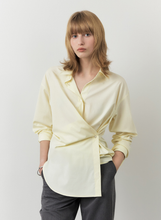 將圖片載入圖庫檢視器 CITYBREEZE 防皺斜扣造型襯衫