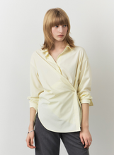 將圖片載入圖庫檢視器 CITYBREEZE 防皺斜扣造型襯衫