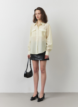 將圖片載入圖庫檢視器 CITYBREEZE 雙口袋天絲襯衫 (4色可選_黑色/白色/天空藍/檸檬黃)