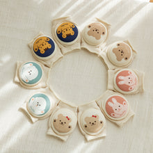 將圖片載入圖庫檢視器 CHEZ-BEBE 印花動物寶寶護膝 4款