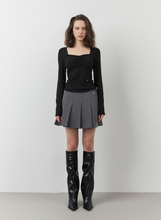 將圖片載入圖庫檢視器 CITYBREEZE 法式慵懶抓皺長袖上衣 (2色可選_黑色/白色)