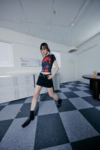 將圖片載入圖庫檢視器 TARGETTO City Light 城市霓虹黑色短版T恤 (tripleS 裕彬同款)