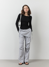 將圖片載入圖庫檢視器 CITYBREEZE 多層次造型長袖上衣 (3色可選_黑色/白色/天空藍)