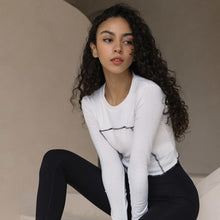 將圖片載入圖庫檢視器 CONCHWEAR 立體線條短版長袖上衣 4色