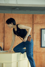 將圖片載入圖庫檢視器 LOEKA Fave 棕色迷你側背翻蓋卡包