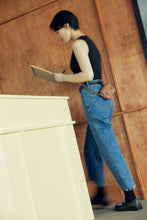 將圖片載入圖庫檢視器 LOEKA Fave 棕色迷你側背翻蓋卡包