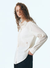 將圖片載入圖庫檢視器 CITYBREEZE 防皺經典奶油白色長袖襯衫