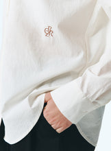 將圖片載入圖庫檢視器 CITYBREEZE 防皺經典奶油白色長袖襯衫