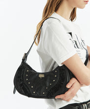 將圖片載入圖庫檢視器 FALLETT Nana Bag 黑色皮革肩背包