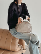 將圖片載入圖庫檢視器 MARHEN.J Betty 復古名伶皮革保齡球包 (3色)