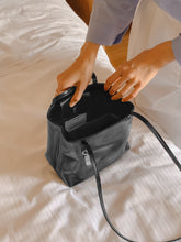 將圖片載入圖庫檢視器 MARHEN.J Lome 經典都會黑色肩背包