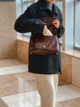 將圖片載入圖庫檢視器 MARHEN.J Elly 簡約都會棕色皮革肩背包