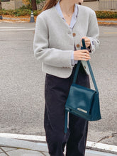 將圖片載入圖庫檢視器 MARHEN.J Elly 簡約都會藍色皮革肩背包