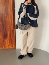 將圖片載入圖庫檢視器 MARHEN.J Plie 灰色蝴蝶結抓皺半月包