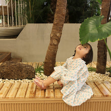 將圖片載入圖庫檢視器 THANK YOU SHOES MUCH Coconut 花朵果凍涼鞋 2色