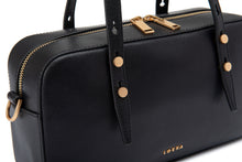 將圖片載入圖庫檢視器 LOEKA Cube 黑色兩用優雅法棍包