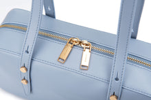 將圖片載入圖庫檢視器 LOEKA Cube 天藍色兩用優雅法棍包