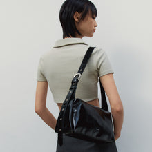 將圖片載入圖庫檢視器 SQUARELINE Layer 斜背/肩背兩用包 黑色