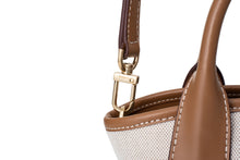 將圖片載入圖庫檢視器 LOEKA Marqueta S 優雅牛皮米白色水桶小包