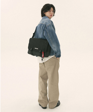 將圖片載入圖庫檢視器 NEIKIDNIS Icon 方形郵差包 黑色