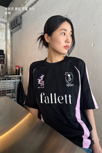 將圖片載入圖庫檢視器 FALLETT Sport Club 足球黑粉撞色短袖T恤