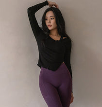 將圖片載入圖庫檢視器 CONCHWEAR 透膚羅紋捲邊上衣 6色