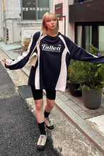 將圖片載入圖庫檢視器 FALLETT Sports Club 運動風藍白撞色長袖上衣 (NMIXX Haewon同款)