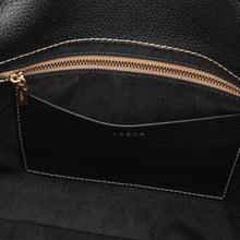 將圖片載入圖庫檢視器 LOEKA Lia 法式優雅方形牛皮肩背包 (2色)